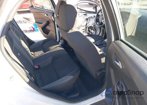 2014 Ford Focus Se из США, поврежденный, VIN 1FADP3F23EL462295